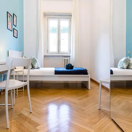 דירה Joivy Lovely Family For 7 Near San Lorenzo Columns *